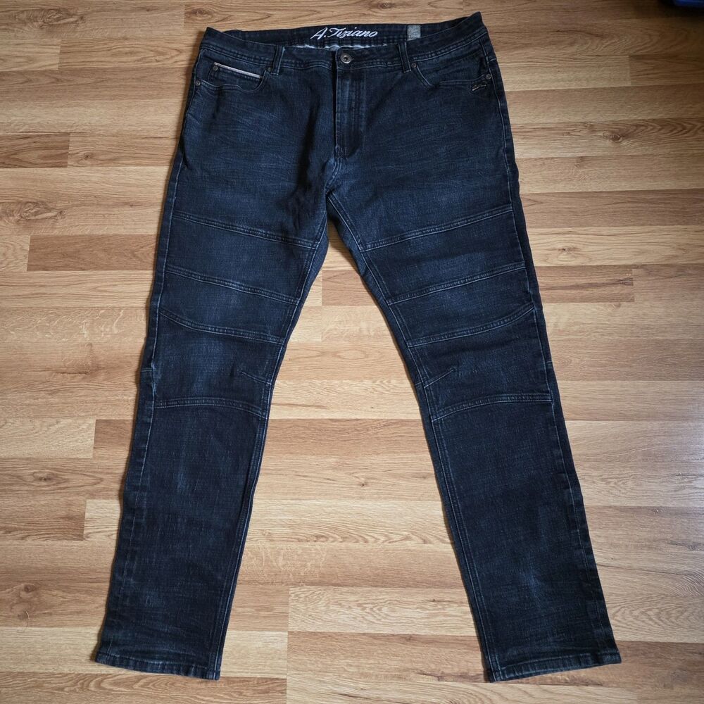 A. Tiziano Men's Straight Fit Jeans Size 40